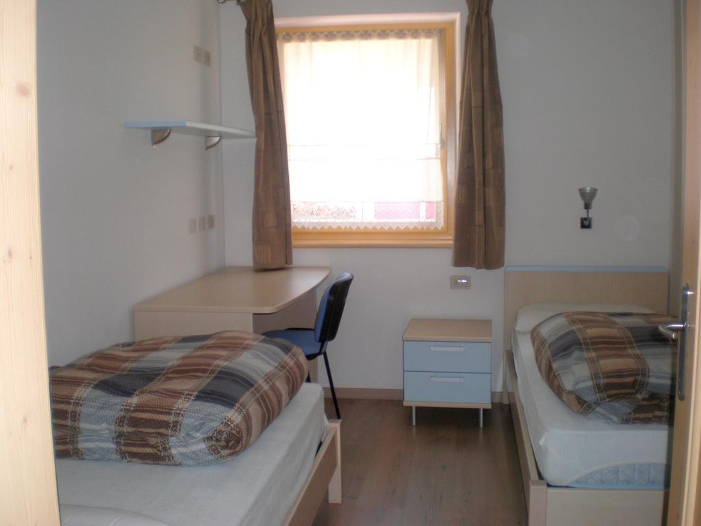 Anna Apartment Поцца-ди-Фасса Экстерьер фото